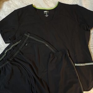 Black ScrubStar Set with Lime Accents